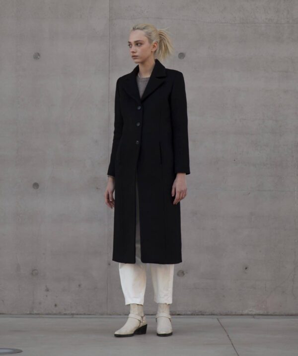 Greta Long coat black
