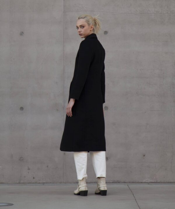 Greta Long coat black